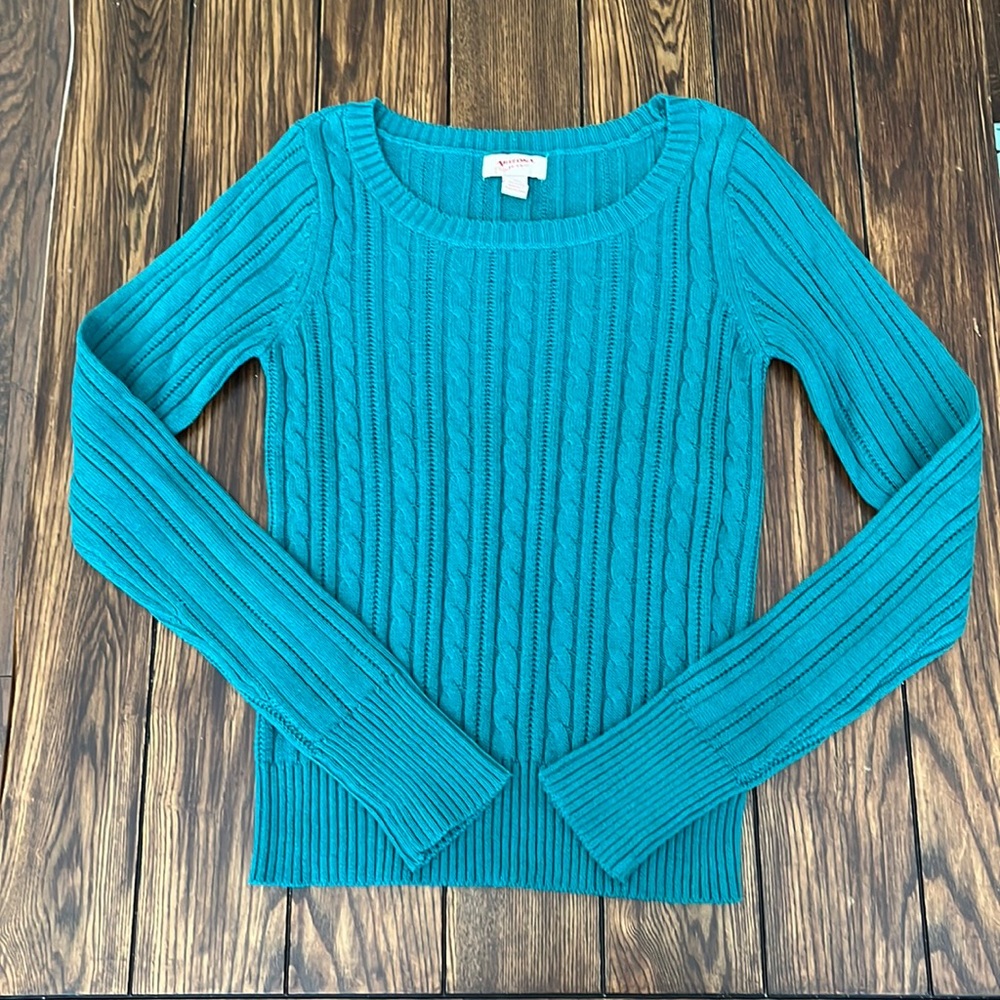 EUC Arizona size M teal sweater